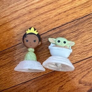 McDonald's Green and White Play Figures
